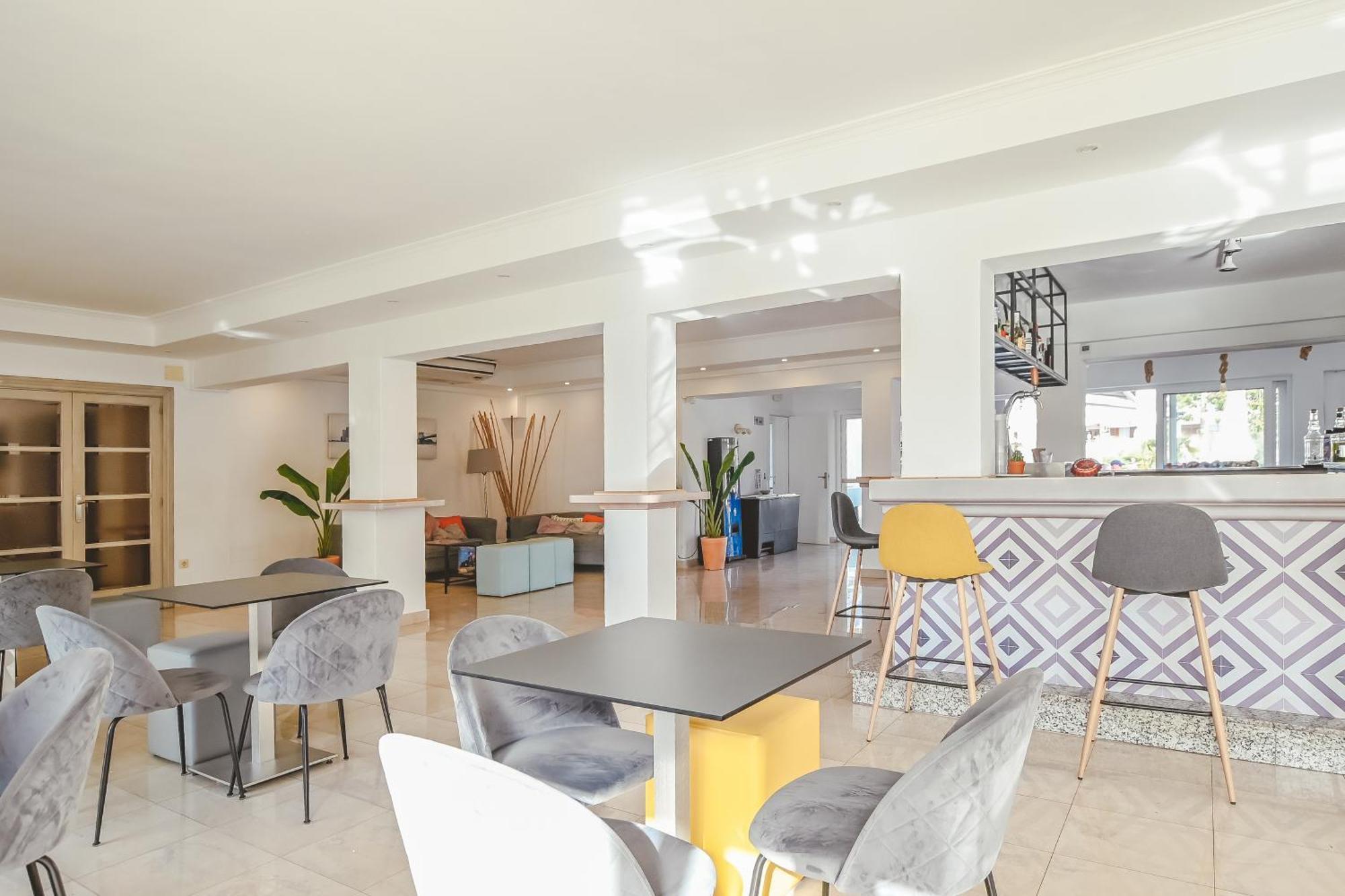 Hotel Lliteras Кала-Ратхада Екстер'єр фото