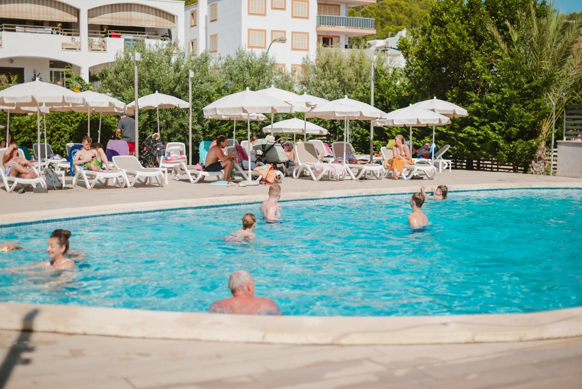 Hotel Lliteras Кала-Ратхада Екстер'єр фото